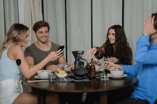 Healthy dinner at home or in a restaurant: eating out with stable blood sugar